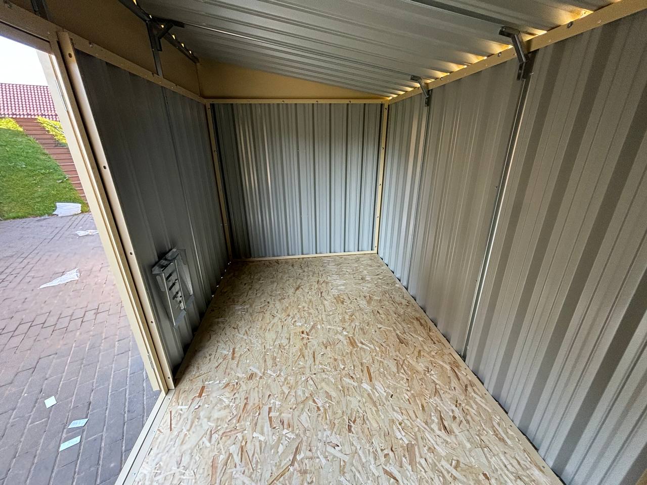 Хозблок 2 на 6 внутри