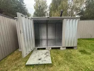 Хозблок для садовой техники и инвентаря в каменно-сером цвете в дер. Крюково, Одинцовский р-н, МО