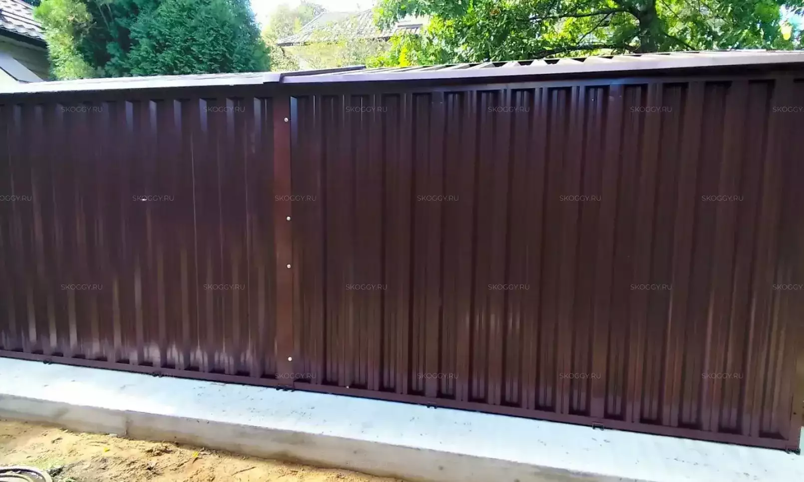 Большой хозблок SKOGGY с двускатной крышей